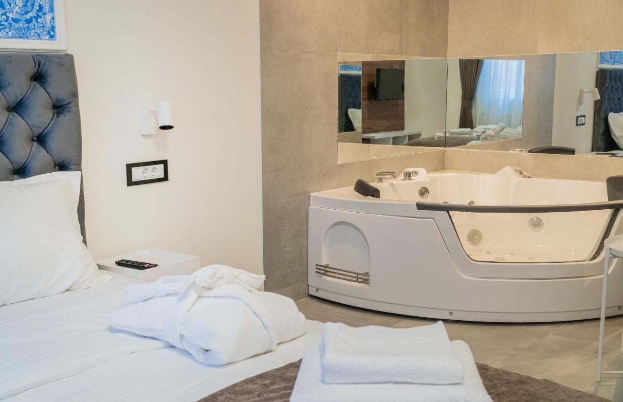 9 Nine - Luxury Apartments & Suites Belgrad Exteriör bild