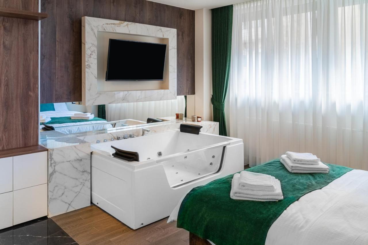 9 Nine - Luxury Apartments & Suites Belgrad Exteriör bild