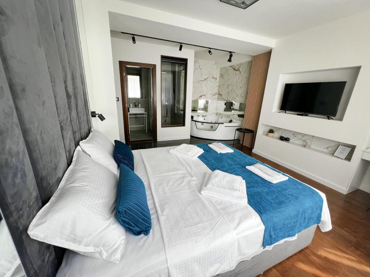 9 Nine - Luxury Apartments & Suites Belgrad Exteriör bild